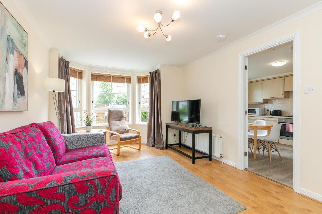 Dicksonfield Quiet Central Family Apartment With Parking Edinburgh Dış mekan fotoğraf