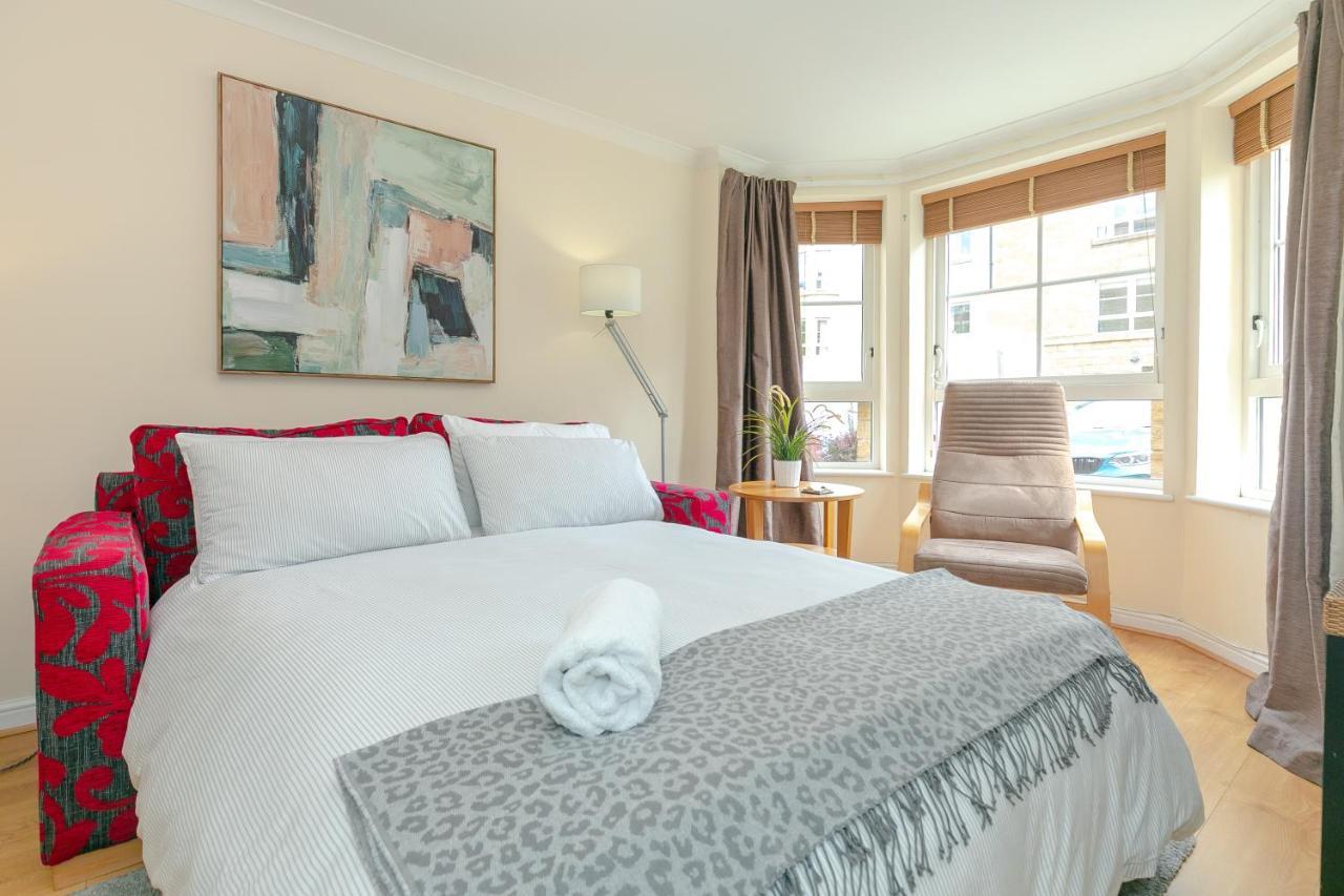 Dicksonfield Quiet Central Family Apartment With Parking Edinburgh Dış mekan fotoğraf